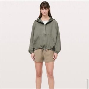 Lululemon city stroll hoody size 6